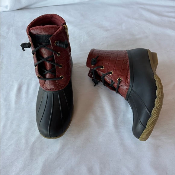Sperry Ellis Saltwater Waterproof Boot, Size 7.5 - Picture 2 of 12
